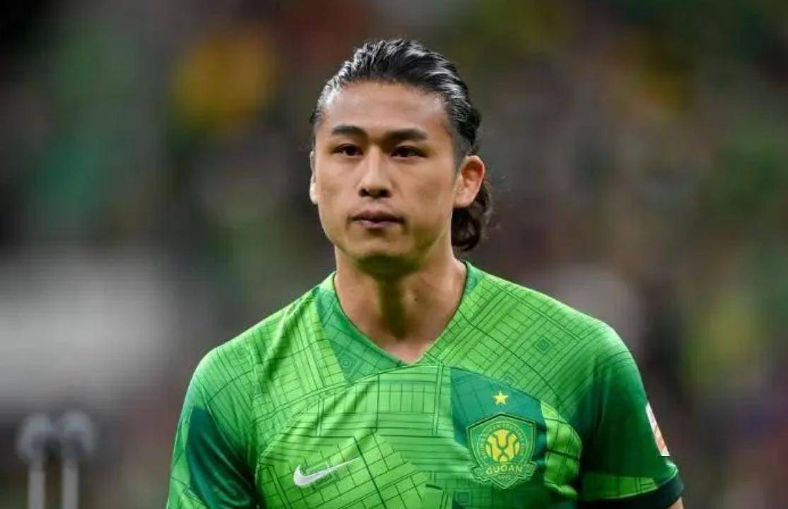 包含北京国安训练开放日，国际比赛日战术微调引欢呼，全明星赛在即，身体对抗强度拉满的词条